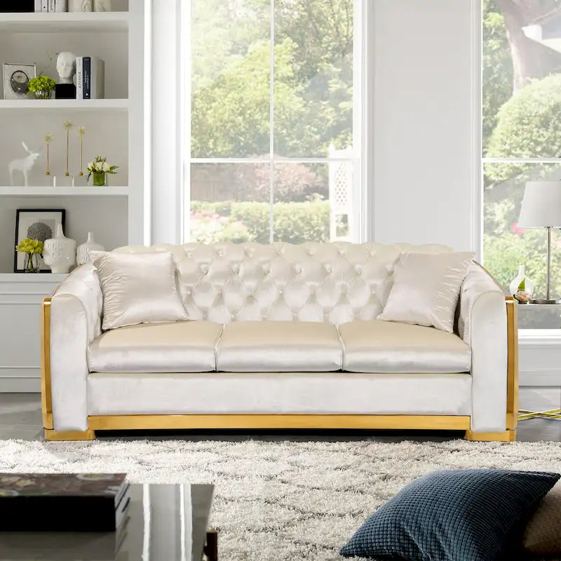 84 divani Chesterfield di lusso in velluto con profili dorati