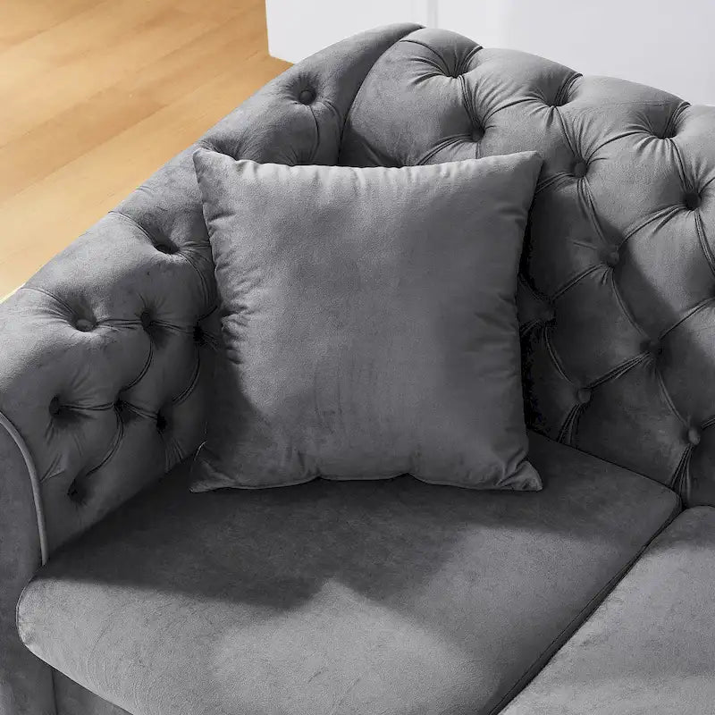 84 divani Chesterfield di lusso in velluto con profili dorati