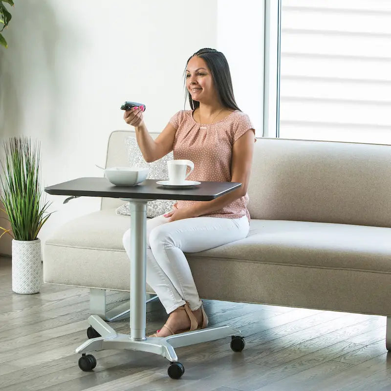 Carrello/scrivania mobile per laptop con altezza regolabile pneumaticamente, per lavorare sia seduti che in piedi